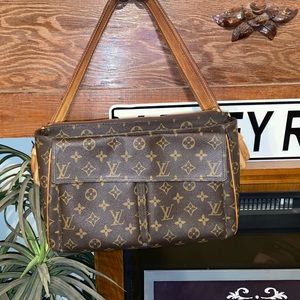 Louis Vuitton Monogram Viva-Cite GM Shoulder Bag